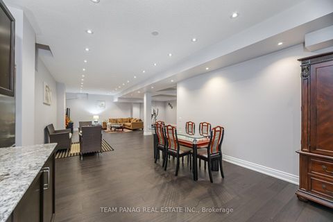 Photo 38 at 76 Balderson Drive, Kleinburg, Vaughan