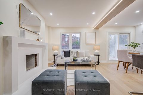 Photo 10 at 126 Summitcrest Drive, Devonsleigh, Richmond Hill