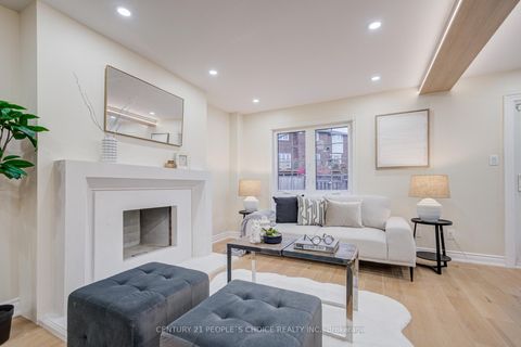 Photo 11 at 126 Summitcrest Drive, Devonsleigh, Richmond Hill