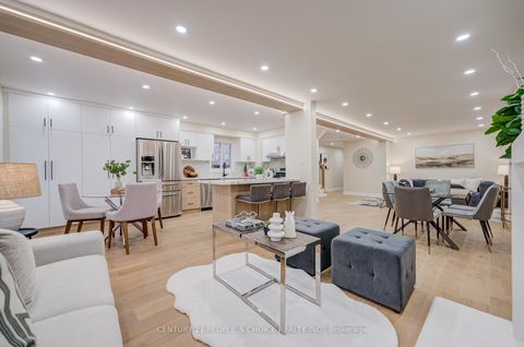 Photo 12 at 126 Summitcrest Drive, Devonsleigh, Richmond Hill