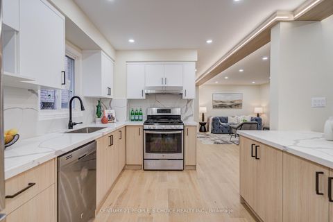 Photo 16 at 126 Summitcrest Drive, Devonsleigh, Richmond Hill