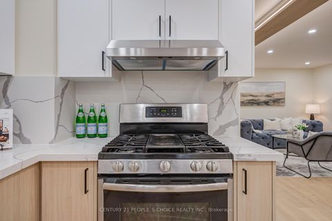 Photo 18 at 126 Summitcrest Drive, Devonsleigh, Richmond Hill