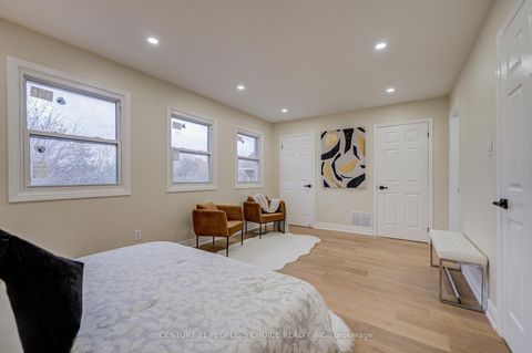 Photo 24 at 126 Summitcrest Drive, Devonsleigh, Richmond Hill