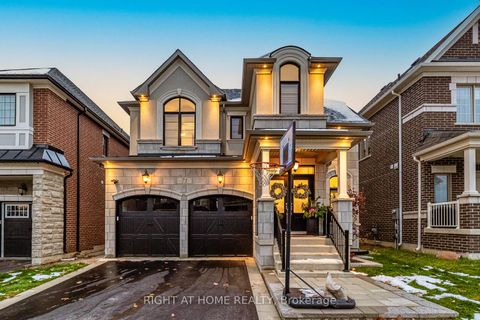 Photo 1 at 71 Ten Pines Road, Kleinburg, Vaughan