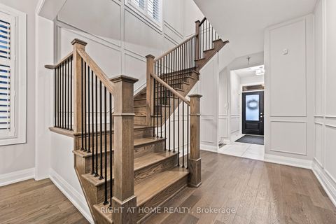 Photo 7 at 71 Ten Pines Road, Kleinburg, Vaughan