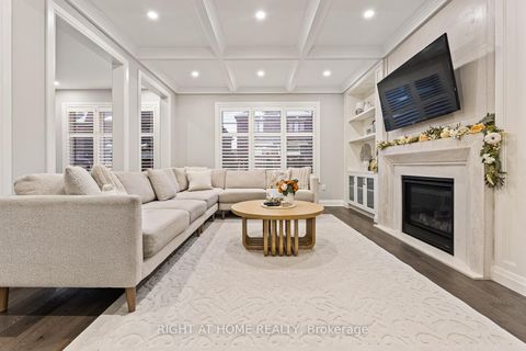 Photo 10 at 71 Ten Pines Road, Kleinburg, Vaughan