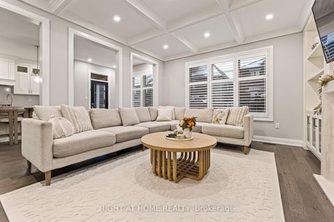 Photo 11 at 71 Ten Pines Road, Kleinburg, Vaughan