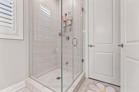 Photo 32 at 71 Ten Pines Road, Kleinburg, Vaughan