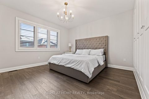 Photo 33 at 71 Ten Pines Road, Kleinburg, Vaughan