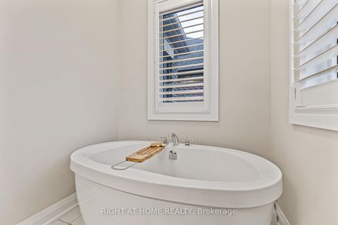 Photo 37 at 71 Ten Pines Road, Kleinburg, Vaughan