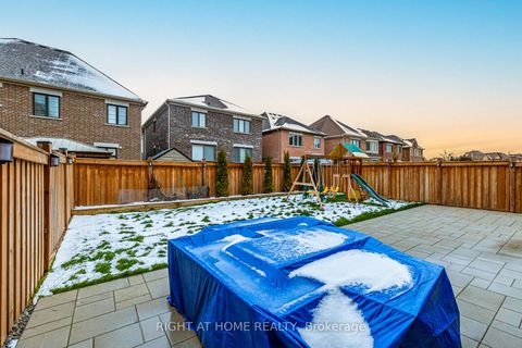 Photo 39 at 71 Ten Pines Road, Kleinburg, Vaughan