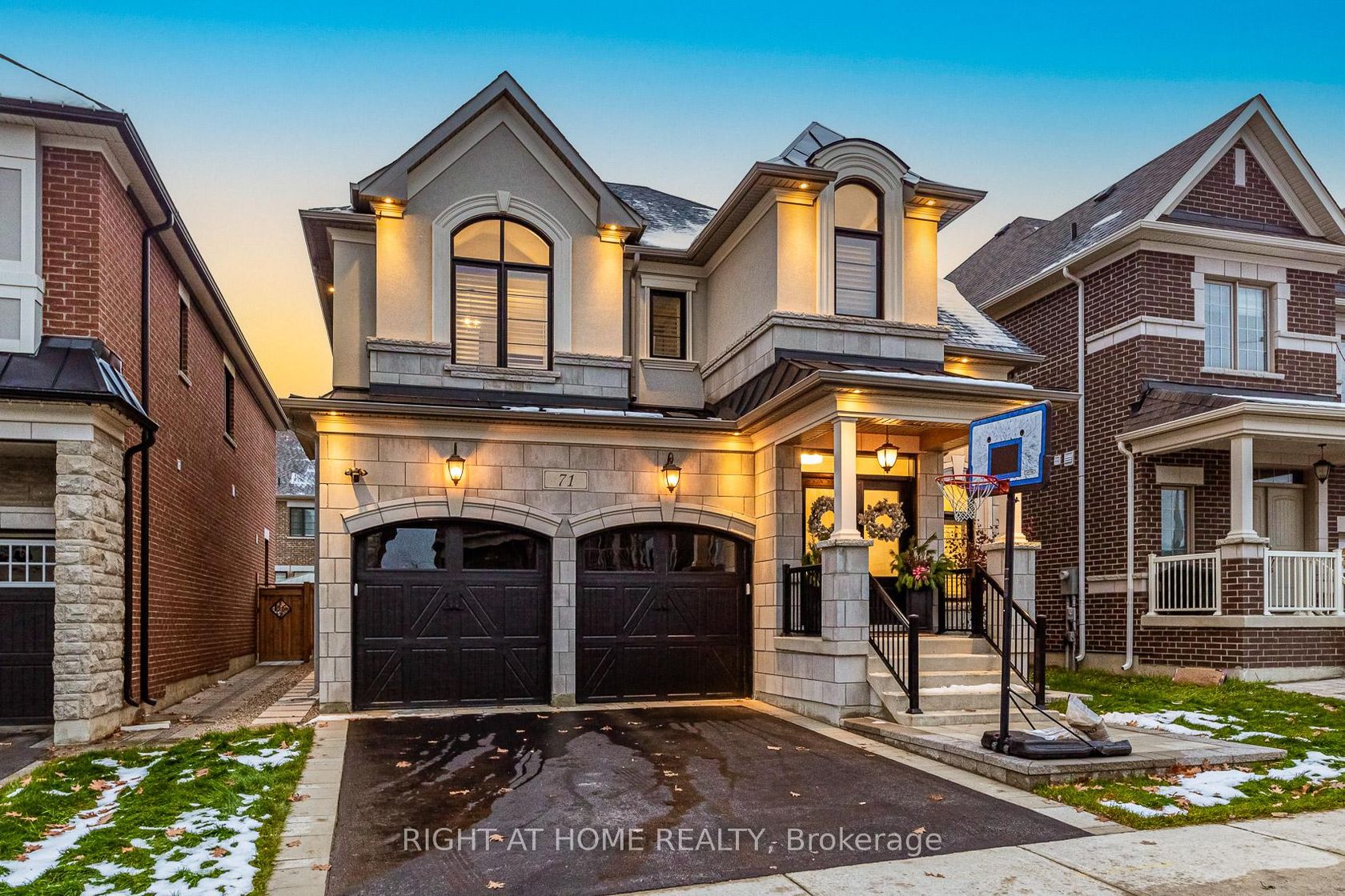 71 Ten Pines Road, Kleinburg, Vaughan 