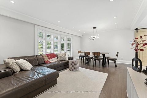 Photo 4 at 165 Clearview Heights, King City, King