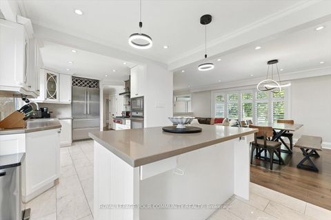 Photo 9 at 165 Clearview Heights, King City, King