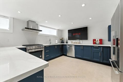 Photo 28 at 165 Clearview Heights, King City, King