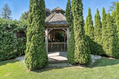 Photo 44 at 165 Clearview Heights, King City, King