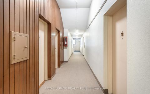 Photo 2 at 91 - 25 Esterbrooke Avenue, Don Valley Village, Toronto