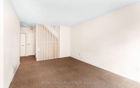 Photo 3 at 91 - 25 Esterbrooke Avenue, Don Valley Village, Toronto