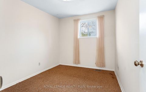 Photo 15 at 91 - 25 Esterbrooke Avenue, Don Valley Village, Toronto