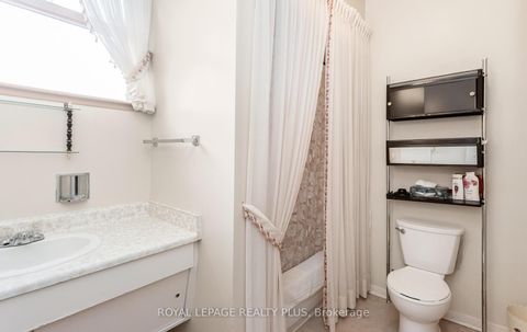 Photo 16 at 91 - 25 Esterbrooke Avenue, Don Valley Village, Toronto