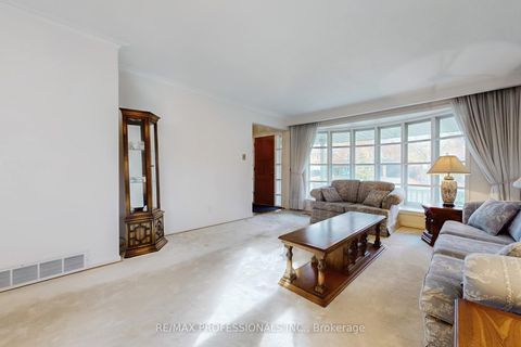 Photo 2 at 10 Crestridge Heights Road, Richview, Toronto