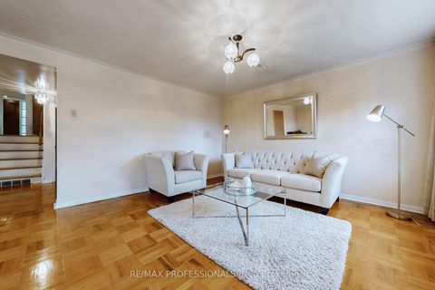 Photo 14 at 10 Crestridge Heights Road, Richview, Toronto