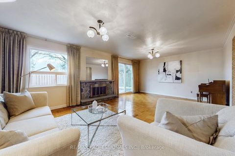 Photo 16 at 10 Crestridge Heights Road, Richview, Toronto