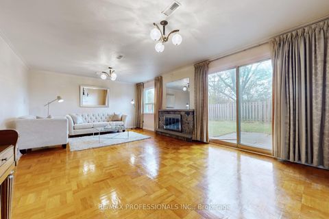Photo 18 at 10 Crestridge Heights Road, Richview, Toronto