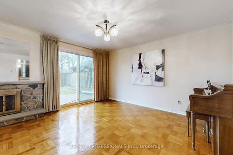 Photo 21 at 10 Crestridge Heights Road, Richview, Toronto