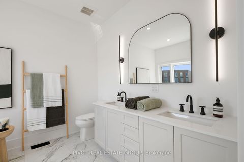 Photo 18 at 25 Liam Foudy Court, Bendale, Toronto