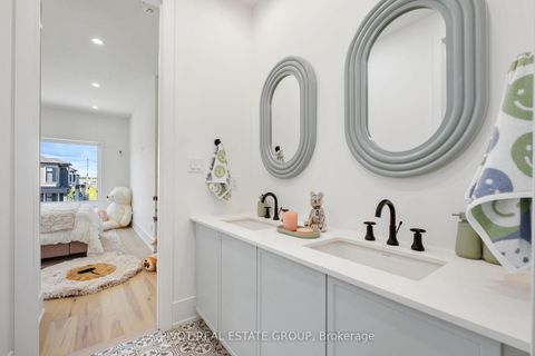 Photo 22 at 25 Liam Foudy Court, Bendale, Toronto