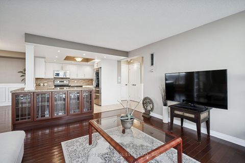 Photo 8 at 4009 - 1 Palace Pier Court, Mimico, Toronto