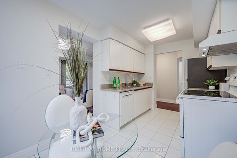 Photo 16 at 207 - 35 Empress Avenue, Willowdale East, Toronto