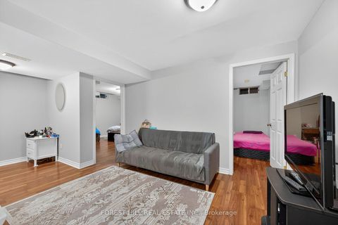 Photo 17 at 2 Daniel Bram Drive, Patterson, Vaughan