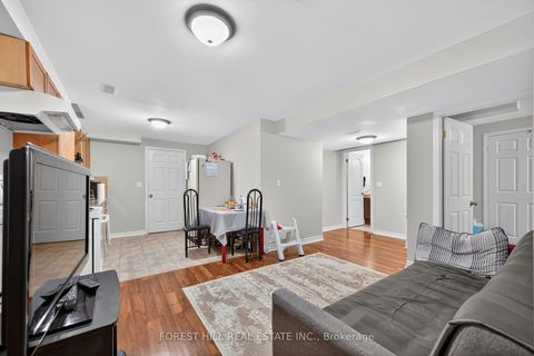 Photo 18 at 2 Daniel Bram Drive, Patterson, Vaughan