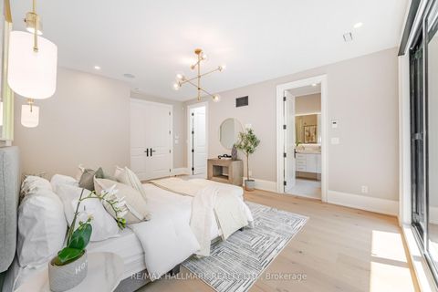 Photo 22 at 78 South Kingsway, Swansea, Toronto