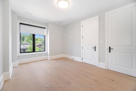 Photo 32 at 78 South Kingsway, Swansea, Toronto