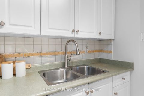 Photo 8 at 1807 - 61 Richview Road, Humber Heights, Toronto