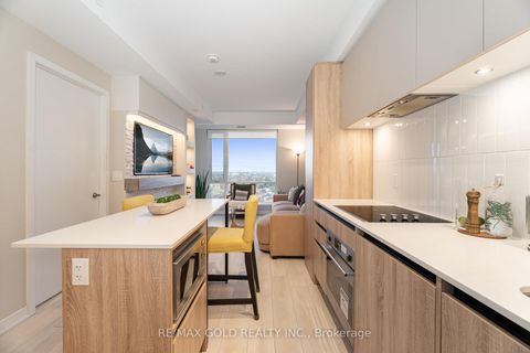 Photo 15 at B-1307 - 7950 Bathurst Street, Beverley Glen, Vaughan