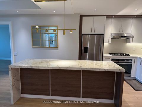 Photo 19 at 906 - 25 Scrivener Square, Moore Park, Toronto