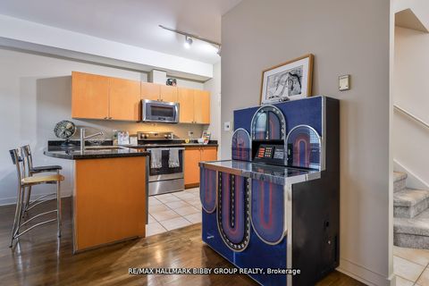 Photo 12 at 315 - 500 Richmond Street W, Waterfront Communities C1, Toronto