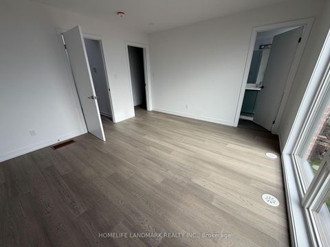 Photo 4 at 23 Bancroft Lane, Jefferson, Richmond Hill