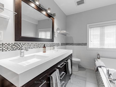 Photo 22 at 480 Vaughan Road, Oakwood Village, Toronto