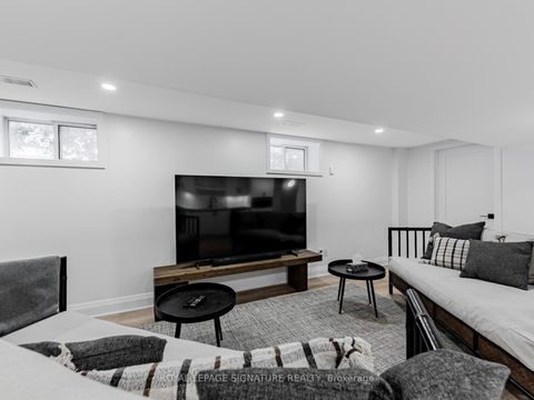 Photo 27 at 480 Vaughan Road, Oakwood Village, Toronto