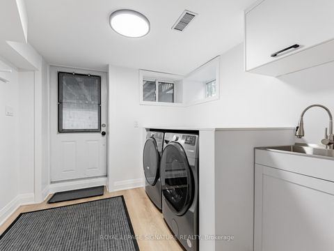 Photo 33 at 480 Vaughan Road, Oakwood Village, Toronto