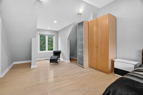 Photo 21 at 72 Walmer Road, North Richvale, Richmond Hill