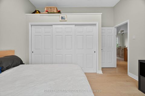 Photo 30 at 72 Walmer Road, North Richvale, Richmond Hill