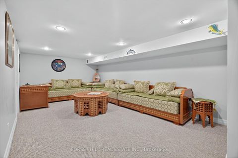 Photo 35 at 72 Walmer Road, North Richvale, Richmond Hill