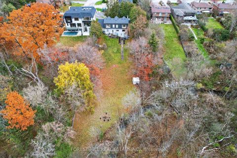 Photo 47 at 72 Walmer Road, North Richvale, Richmond Hill