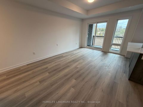 Photo 1 at 215 - 3 Bancroft Lane, Jefferson, Richmond Hill